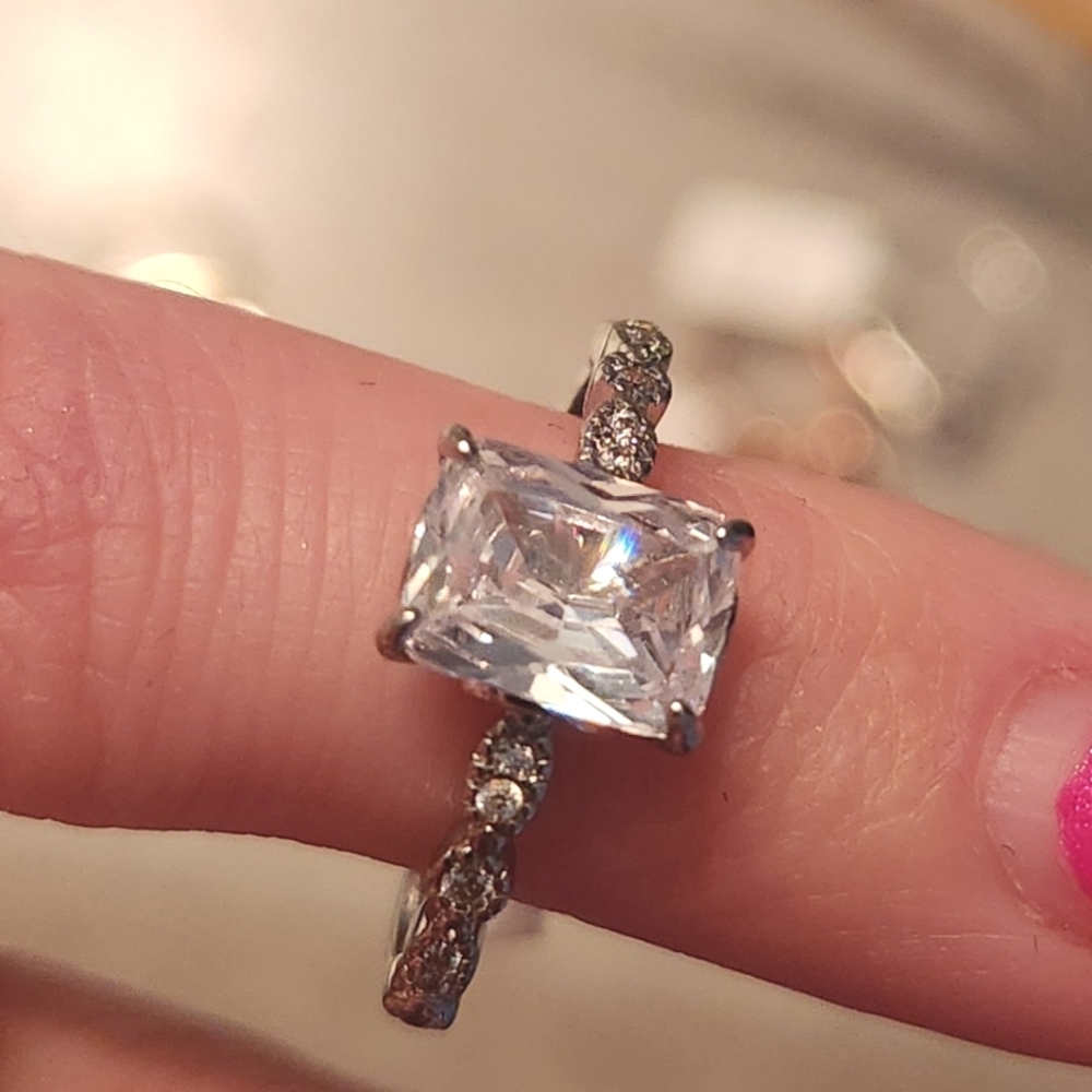 Charmed aroma ring - Picture 1 of 2